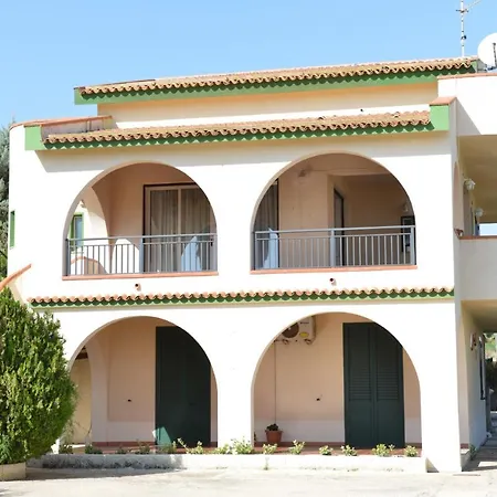 In * Porto Palo